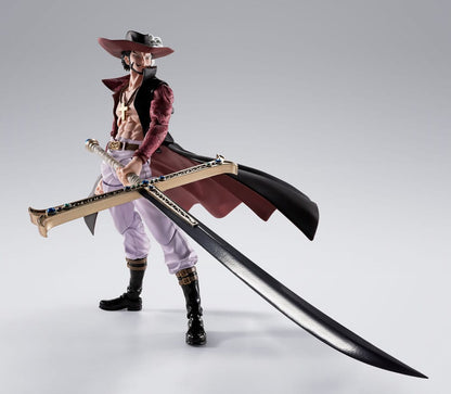 One Piece S.H.Figuarts Action Figure Dracule Mihawk Hawkeye - Bandai Tamashii Nations Action Figures