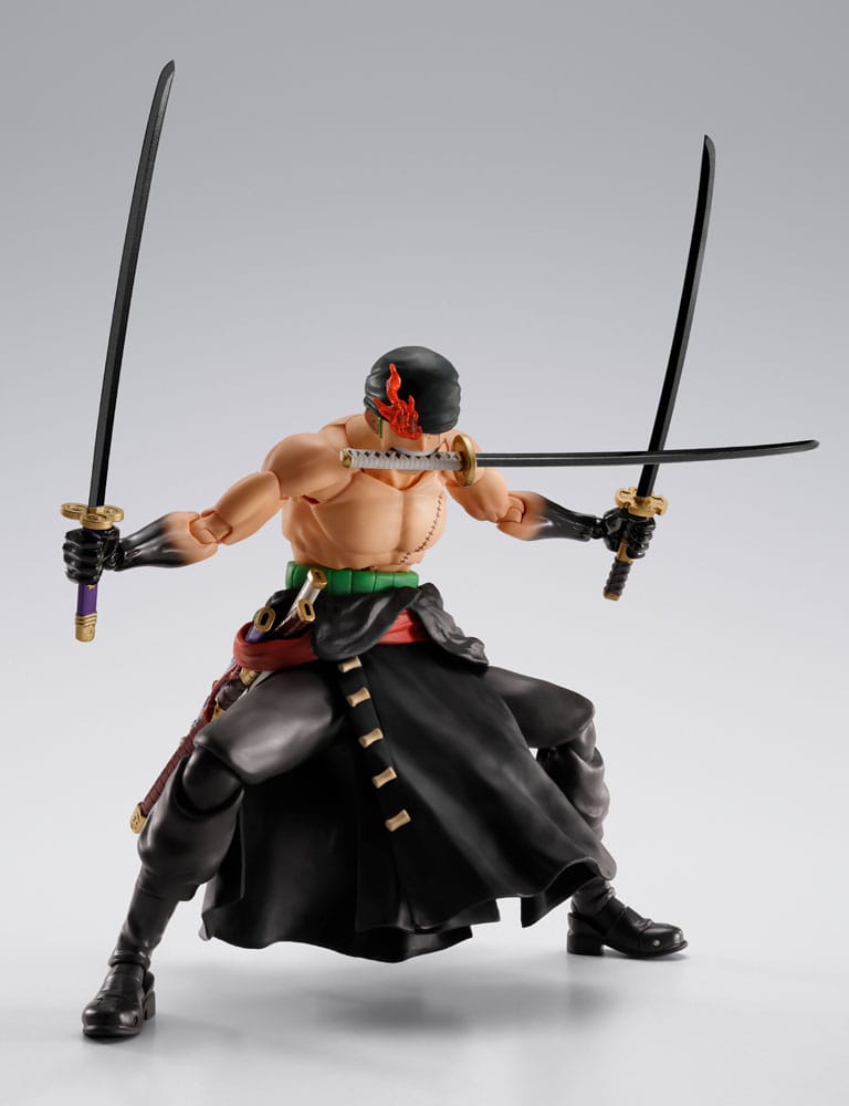 One Piece S.H.Figuarts Action Figure Roronoa Zoro The King of Hell 15 cm - Bandai Tamashii Nations Action Figure