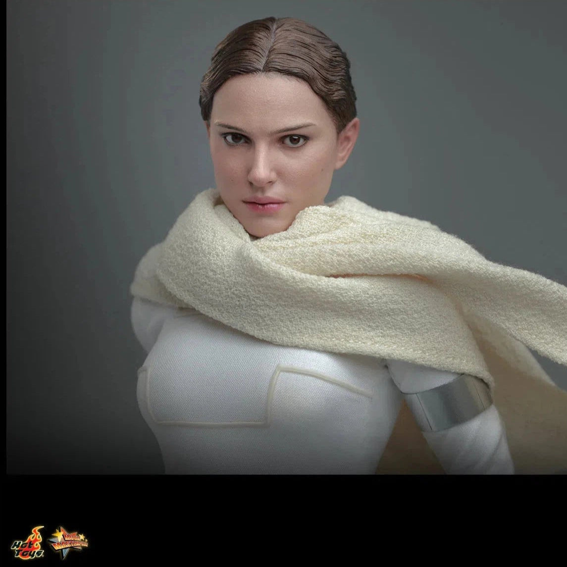 Padme Amidala: Star Wars Episode II: Attack Of The Clones Hot Toys