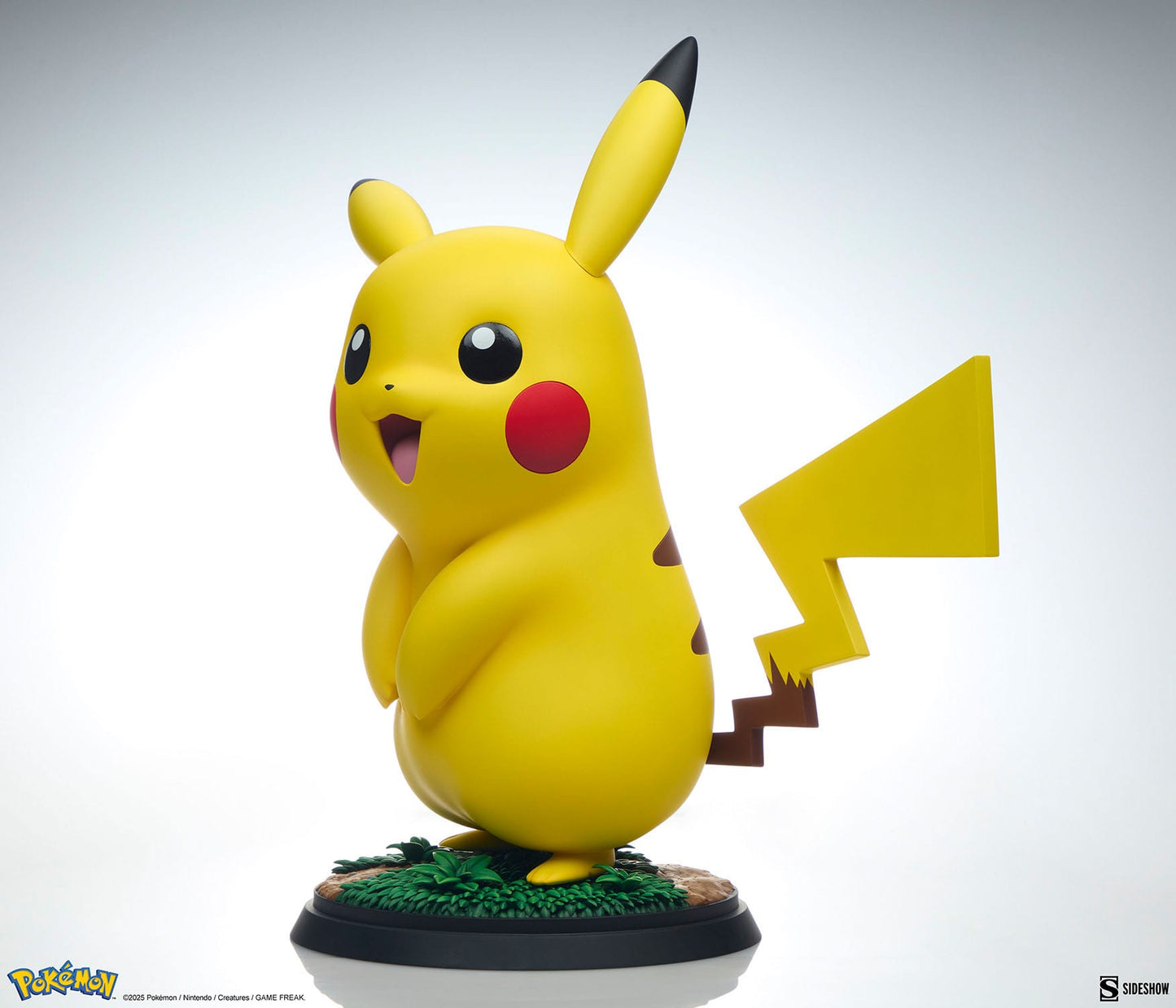 Pokemon: Pikachu: Life-Sized Statue - Sideshow Collectibles Statue