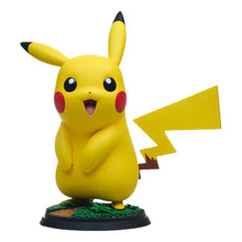 Pokemon: Pikachu: Life-Sized Statue - Sideshow Collectibles Statues