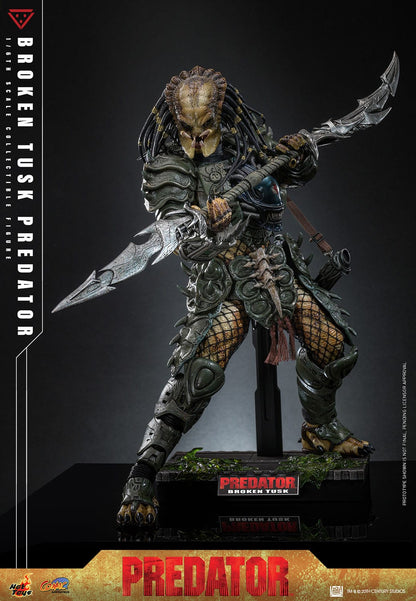 Predator: Broken Tusk Predator: 1/6th - Hot Toys Action Figures