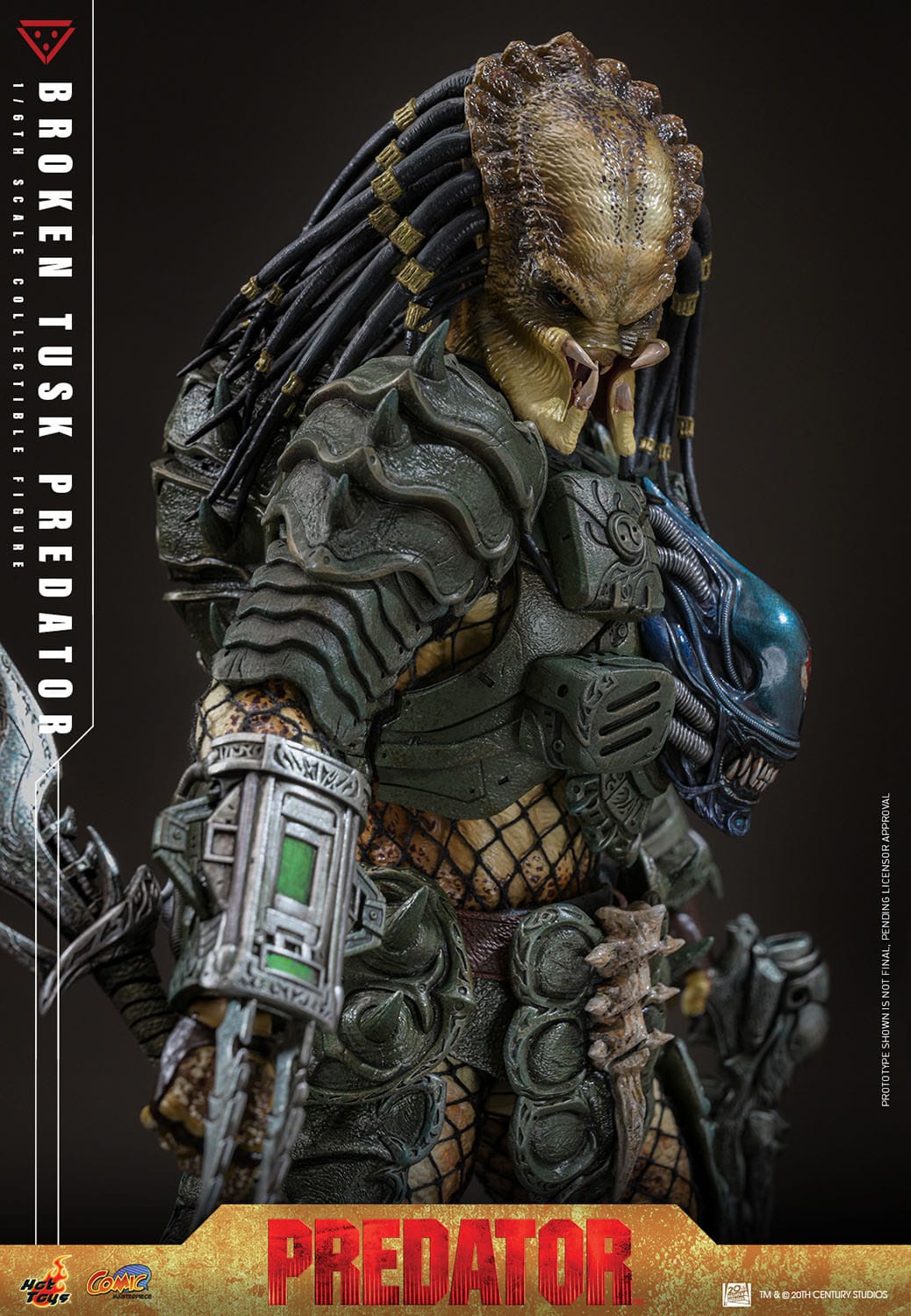 Predator: Broken Tusk Predator: 1/6th - Hot Toys Action Figures