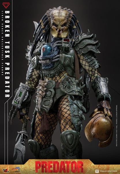 Predator: Broken Tusk Predator: 1/6th - Hot Toys Action Figures
