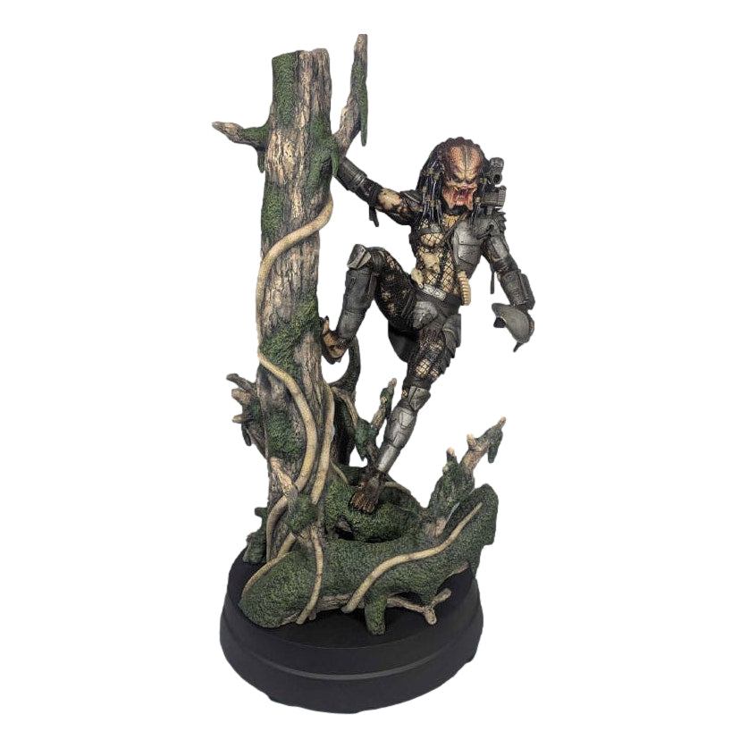 Predator Jungle Hunter 1:4 Statue - Hollywood Collectibles Group Statues