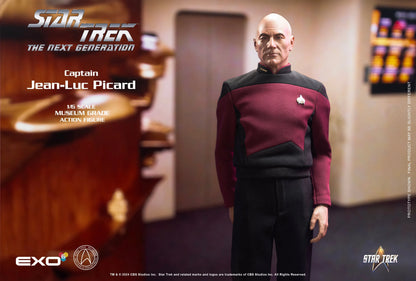 Star Trek: The Next Generation: Captain Jean-Luc Picard: Essential Duty Uniform Version EX0-6