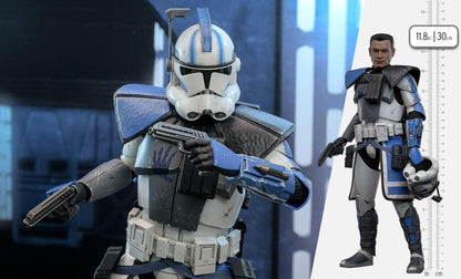 Star Wars: The Clone Wars: Arc Trooper Echo: 1/6 - Hot Toys Action Figures
