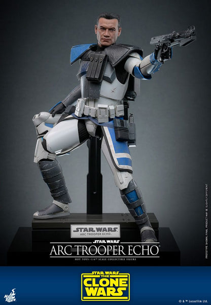Star Wars: The Clone Wars: Arc Trooper Echo: 1/6 - Hot Toys Action Figures
