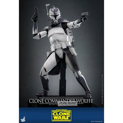 Star Wars: The Clone Wars: Clone Commander Wolffe: 1/6th Scale Action Figure - Hot Toys Action Figure