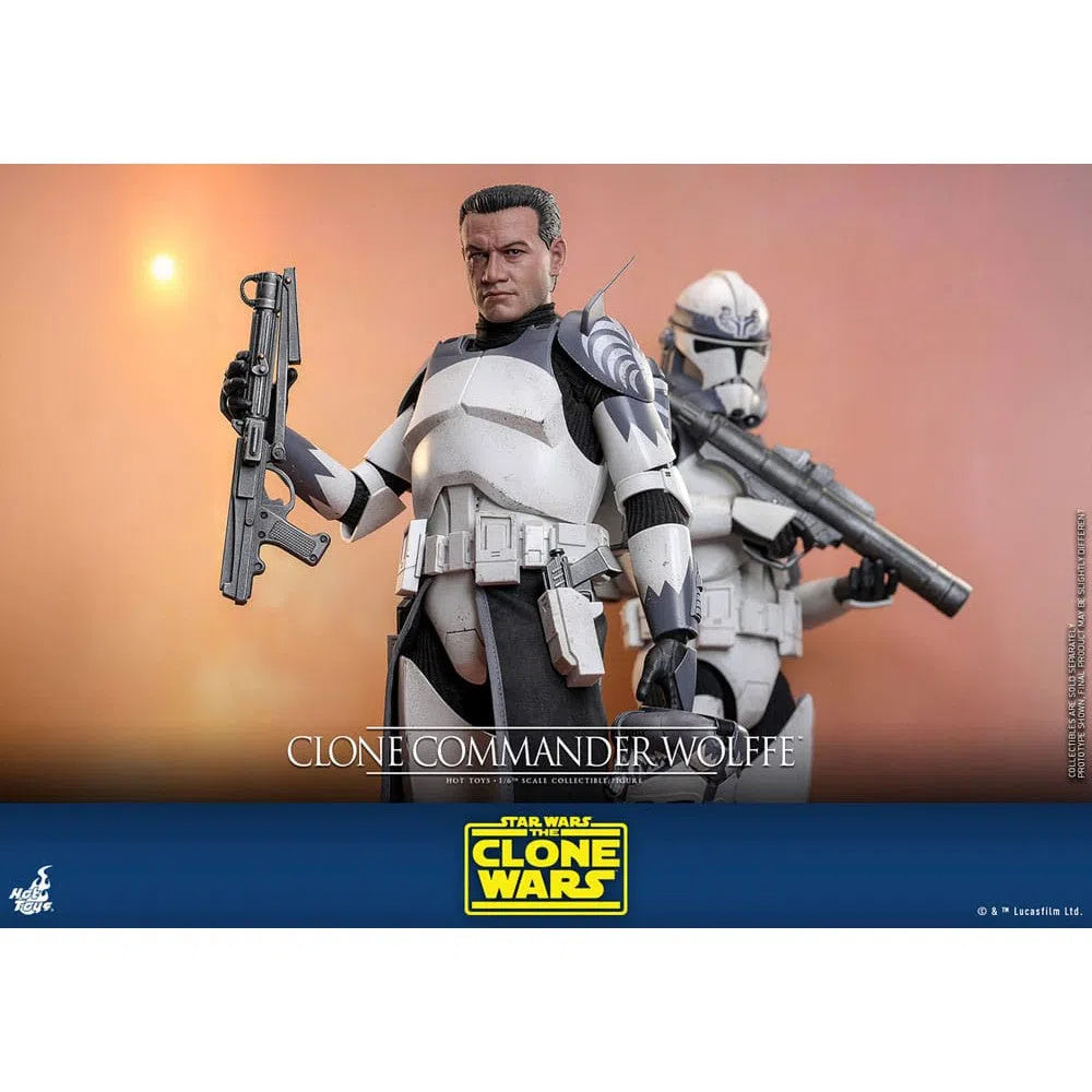 Star Wars: The Clone Wars: Clone Commander Wolffe: 1/6th Scale Action Figure - Hot Toys Action Figure