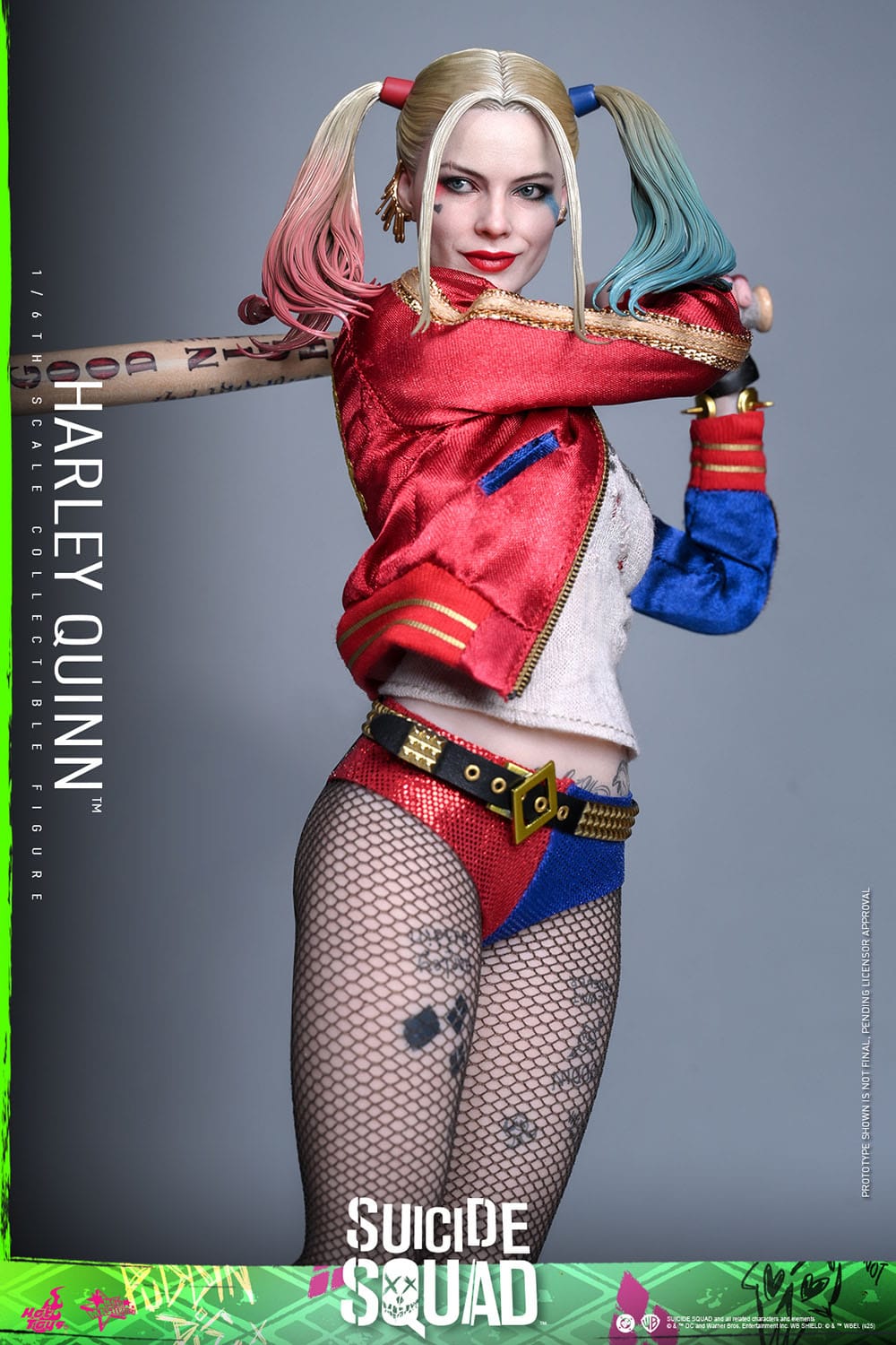 Suicide Squad (2016): Harley Quinn: 1/6th - Hot Toys Action Figures