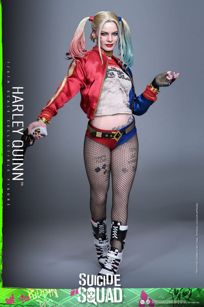 Suicide Squad (2016): Harley Quinn: 1/6th Scale Action Figure - Hot Toys Action Figure