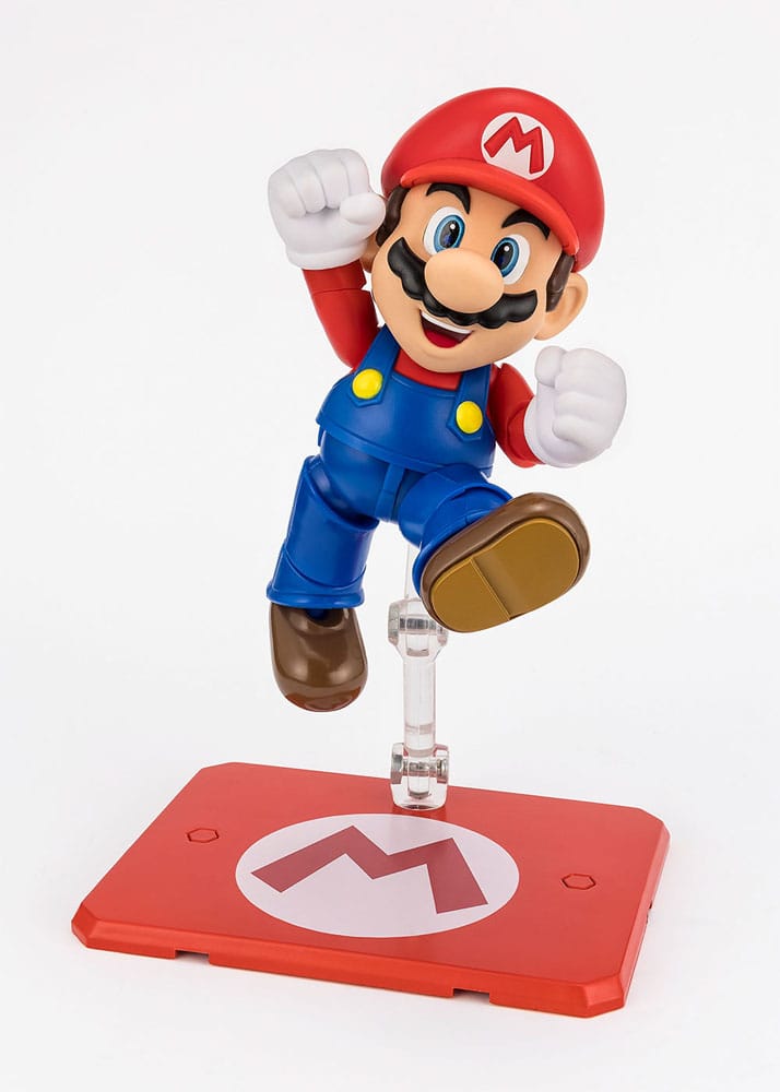 Super Mario S.H. Figuarts Action Figure Super Mario - Bandai Tamashii Nations Action Figures