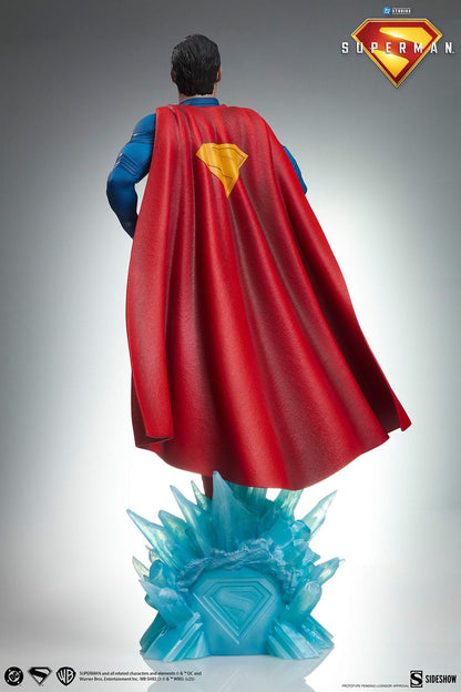 Superman (2025): Superman & Krypto: Premium Format Statue - Sideshow Collectibles Statue