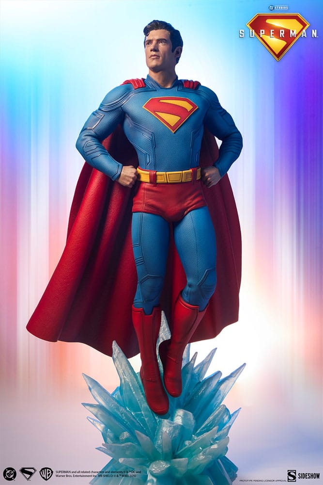 Superman (2025): Superman: Premium Format Statue - Sideshow Collectibles Statue