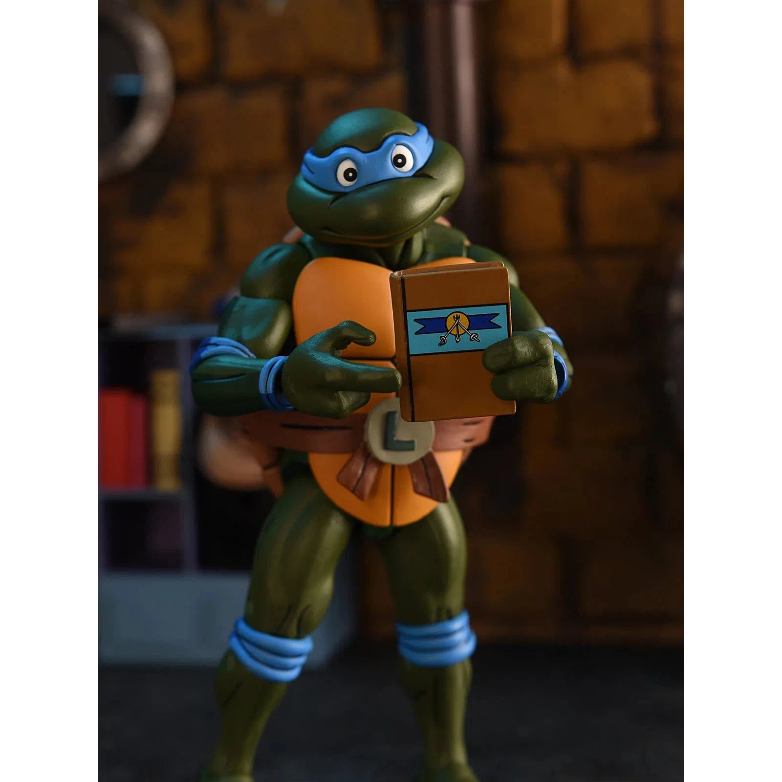 Teenage Mutant Ninja Turtles: VHS: Leonardo: Ultimate 7 Inch Action Figure Neca