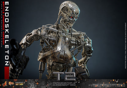 Terminator 2: Judgement: Endoskeleton (Battle Damaged Ver.): 1/6th - Hot Toys Action Figures