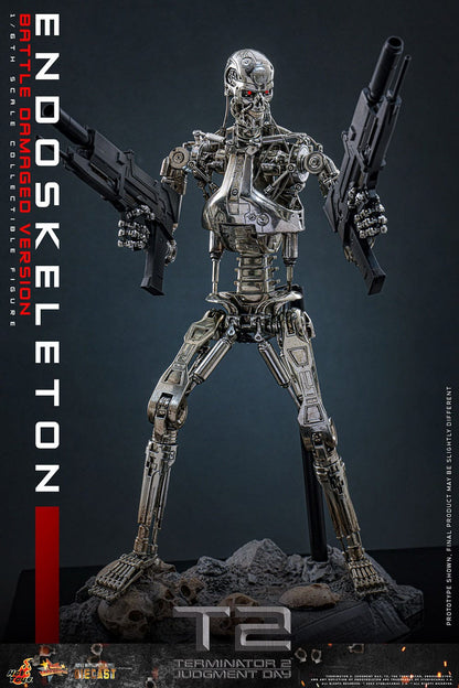 Terminator 2: Judgement: Endoskeleton (Battle Damaged Ver.): 1/6th Scale Action Figure - Hot Toys Action Figure