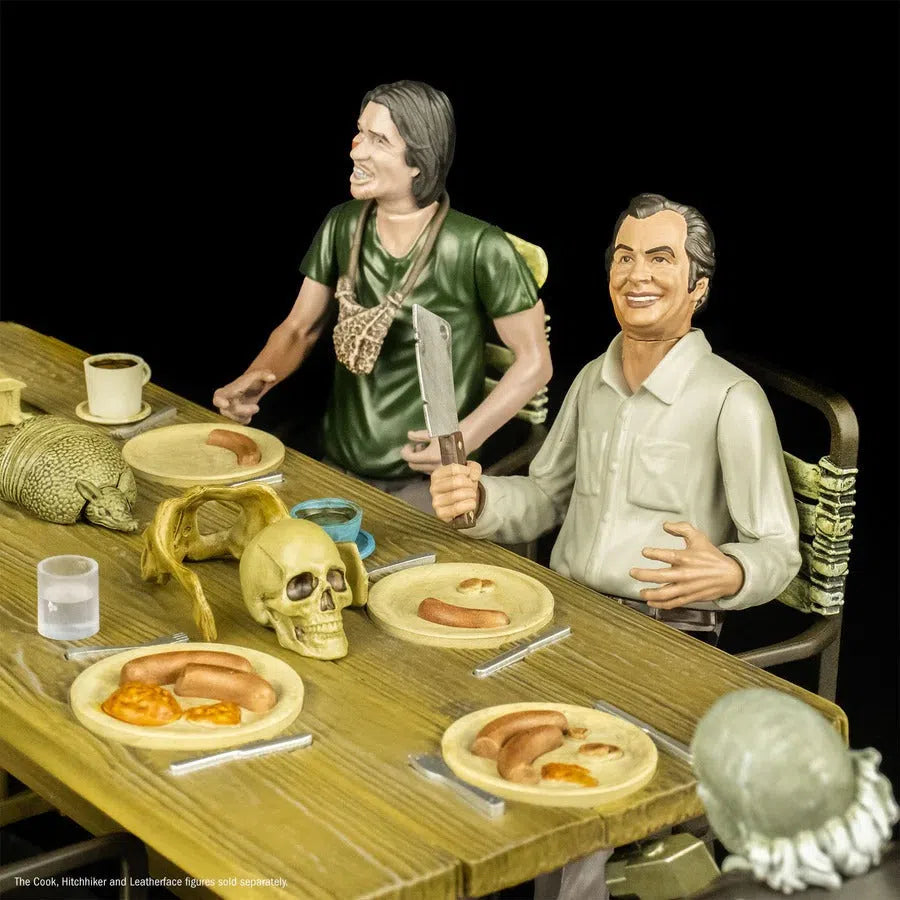 Texas Chainsaw Massacre: Dinner Scene Play Set: 5" Scale Figures Trick Or Treat