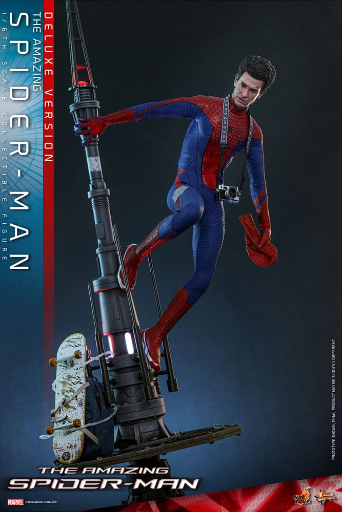 The Amazing Spider-Man: Spider-Man (Deluxe Version): 1/6 Scale Action Figure - Hot Toys Action Figure