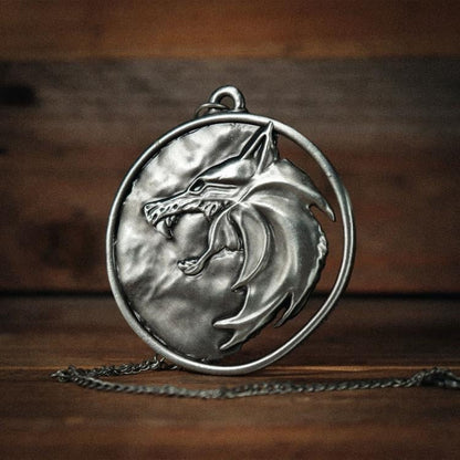 The Witcher (Netflix) Geralt's Medallion Limited Edition Replica - FaNaTtiK Necklace