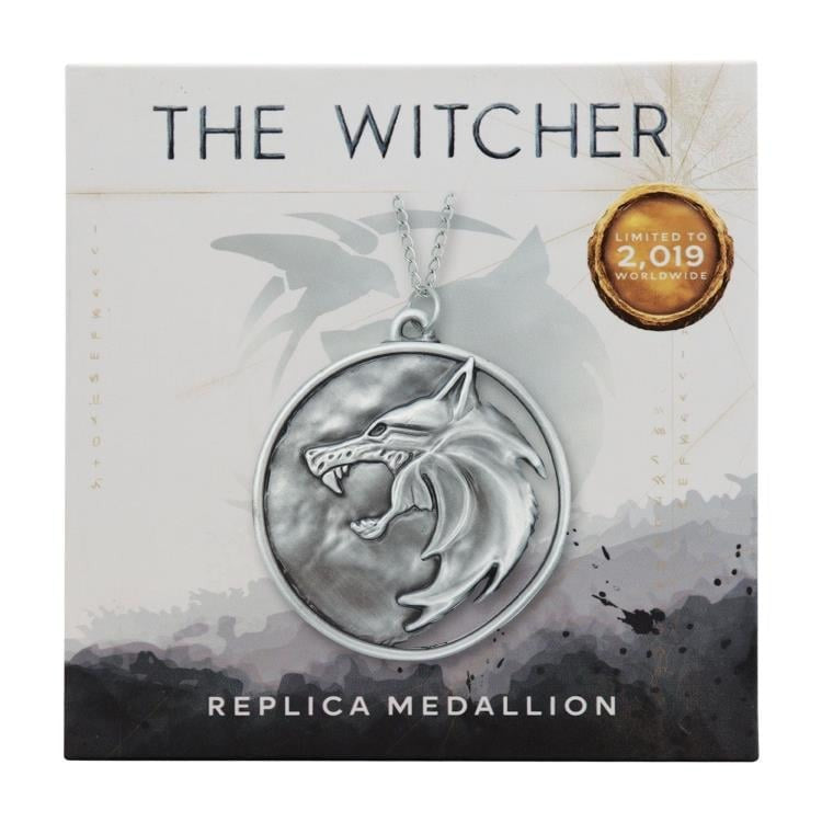 The Witcher (Netflix) Geralt's Medallion Limited Edition Replica - FaNaTtiK Necklace