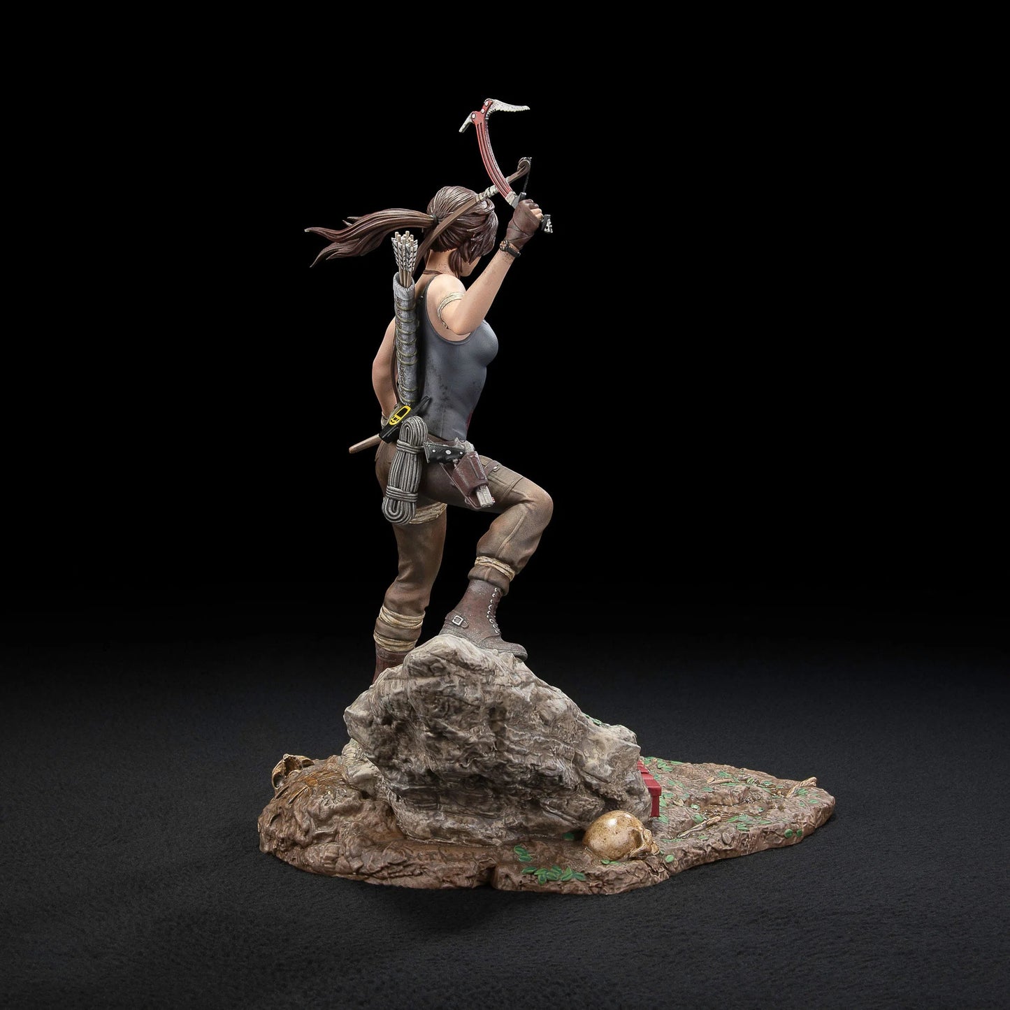 Tomb Raider: Lara Croft (Survivor): PVC Statue - Dark Horse Statue