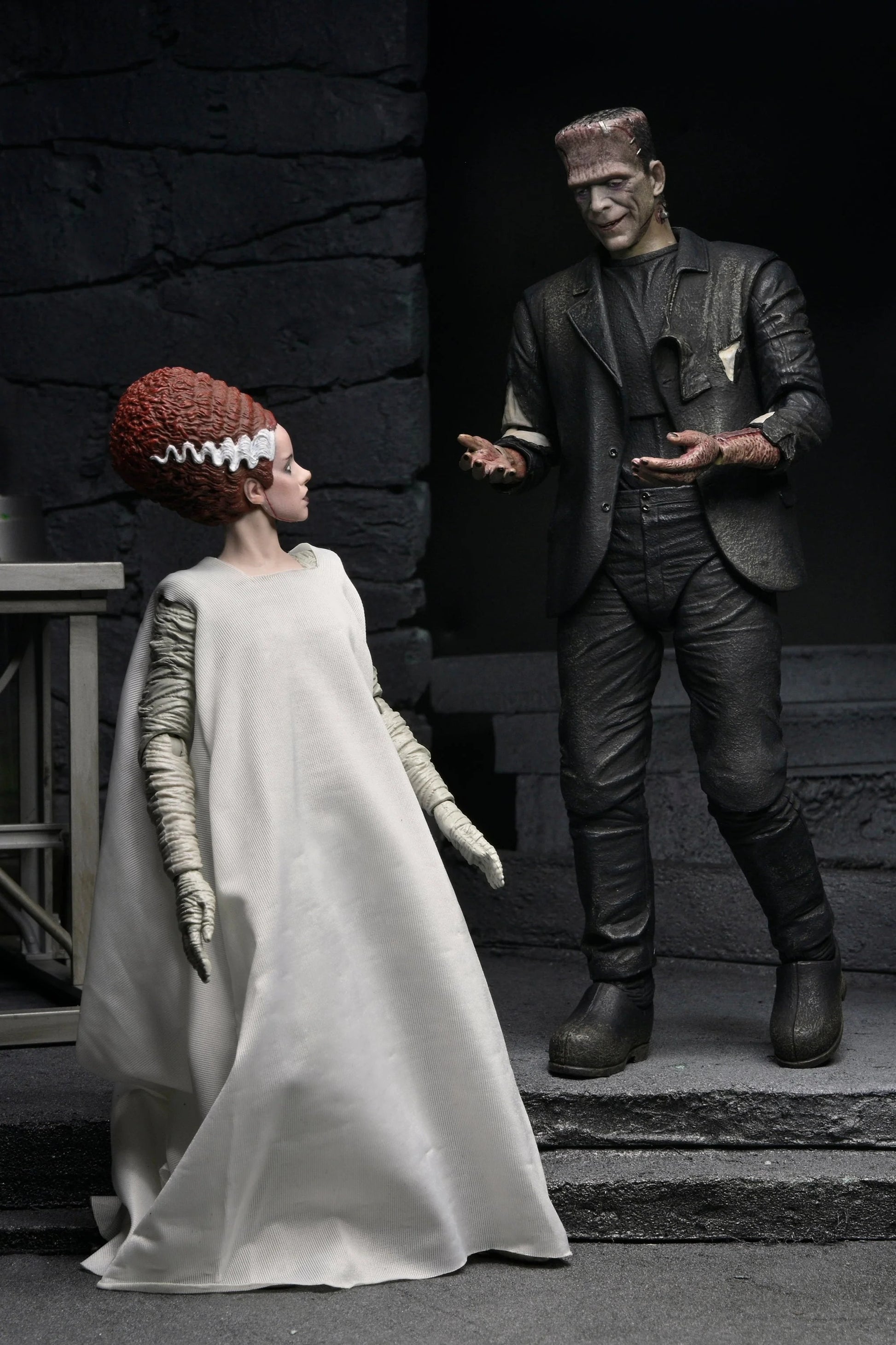 Universal Monsters: Bride Of Frankenstein & His Mate (Colour Version): 7" Action Figure 2 Pack - Neca Action Figure