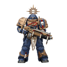 Warhammer 40,000: Space Marine 2 Action Figure Ultramarines Heavy Relic Primus Armor with Heavy Relic Bolt Rifle - Joy Toy Action Figures
