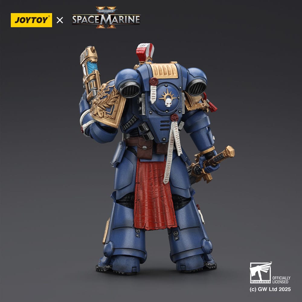 Warhammer 40,000: Space Marine 2 Action Figure Ultramarines Relic Primus Armour with Plasma Pistol and Combat Blade - Joy Toy Action Figures