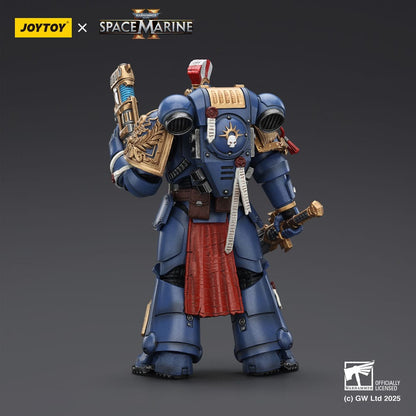 Warhammer 40,000: Space Marine 2 Action Figure Ultramarines Relic Primus Armour with Plasma Pistol and Combat Blade - Joy Toy Action Figures