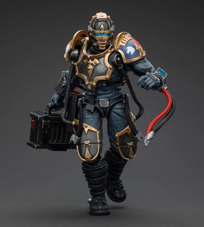 Warhammer 40k: Imperial Knights: House Terryn: Knight Paladin - Joy Toy Action Figures