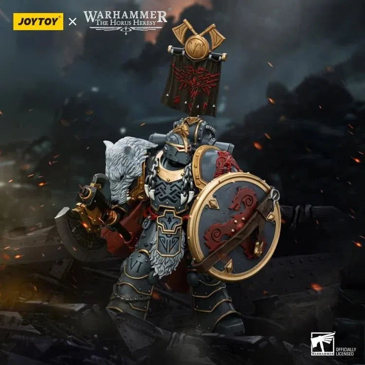 Warhammer The Horus Heresy: Space Wolves: Legion Praetor with Power Axe and Combat Shield: Joy Toy Joy Toy