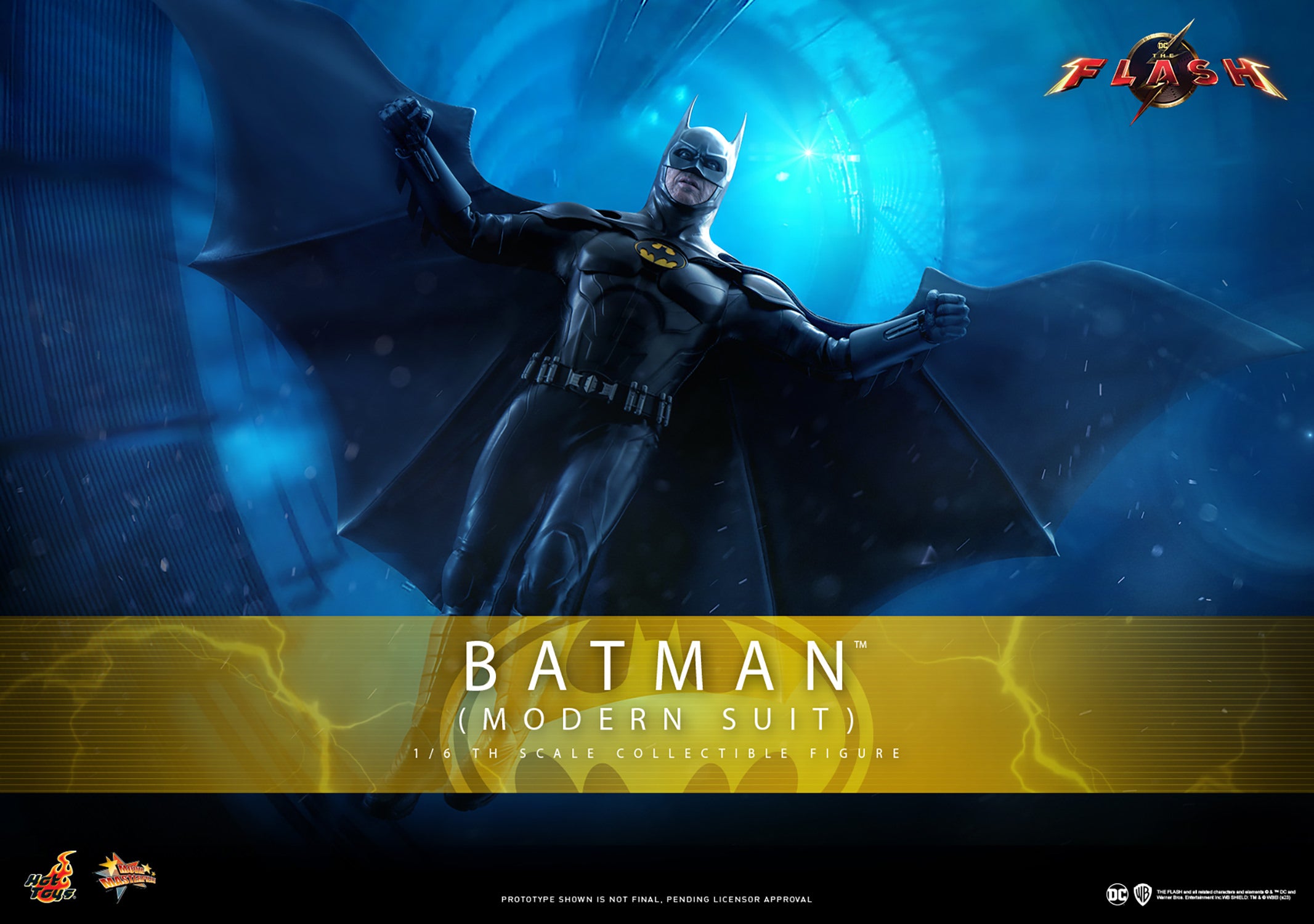 Batman: Modern Suit: The Flash: Dc Comics-Hot Toys
