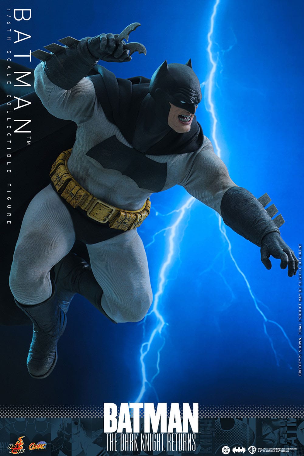 Batman The Dark Knight Returns: Batman: 1/6th Scale Action Figure: Hot Toys