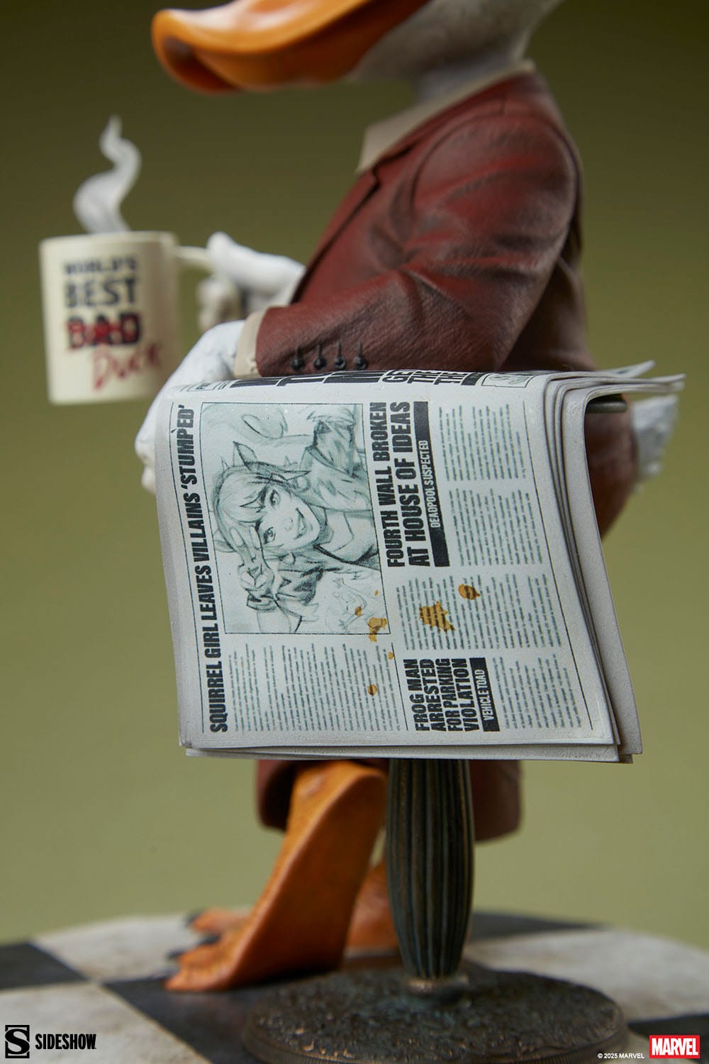 Marvel Comics: Howard the Duck: Premium Format Statue