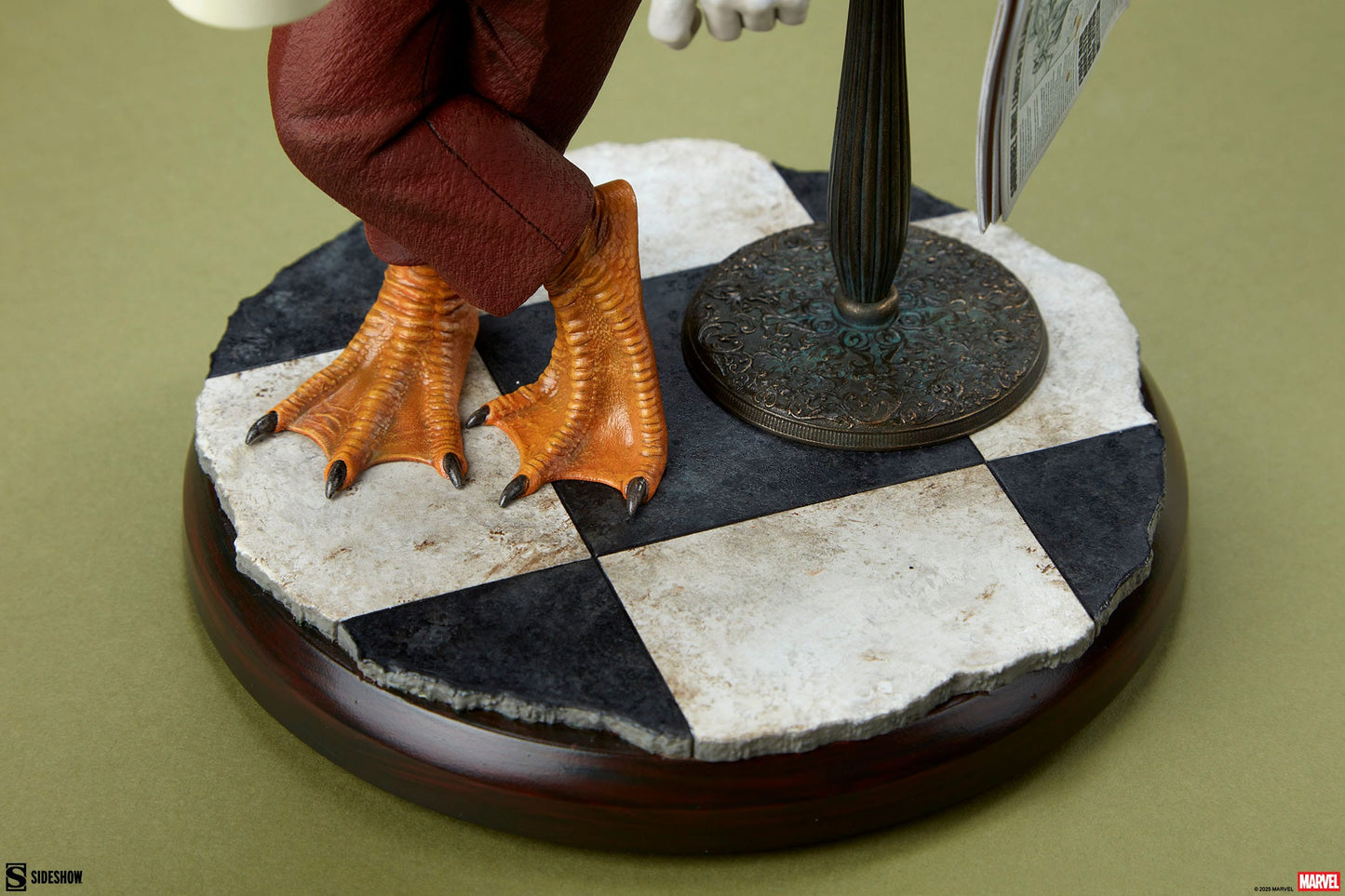 Marvel Comics: Howard the Duck: Premium Format Statue