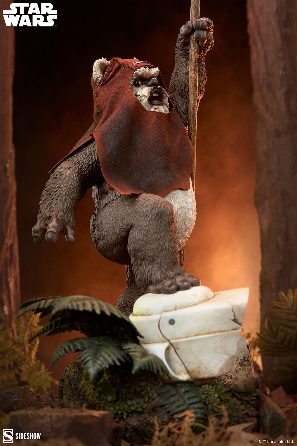 Star Wars Episode VI: Return Of The Jedi: Wicket: Premium Format Statue