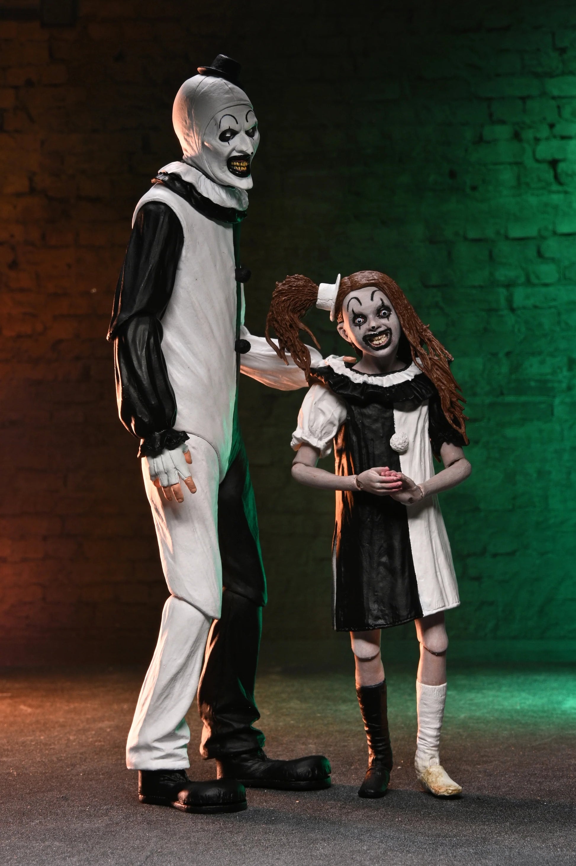 Terrifier 2: The Clown & Little Pale Girl: Ultimate 7 Inch: Action Figure 2-Pack - Neca Action Figures