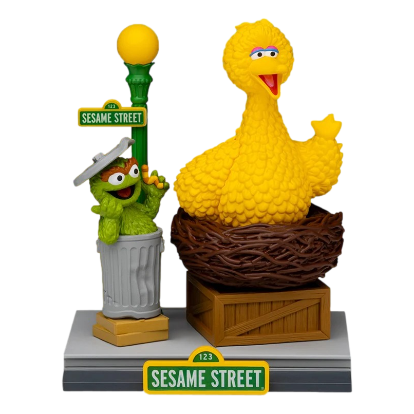 Sesame Street: Oscar & Big Bird: D-Stage Statue