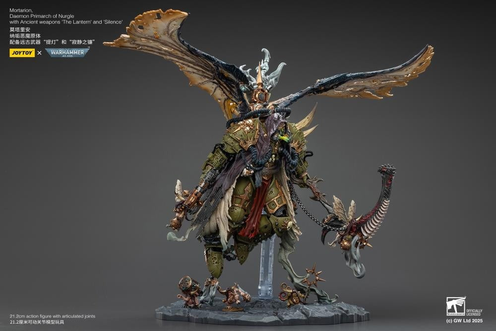 Warhammer 40k Action Figure 1/18 Mortarion Daemon Primarch of Nurgle with Ancient weapons The Lantern and Silence 21 cm - Joy Toy Action Figures