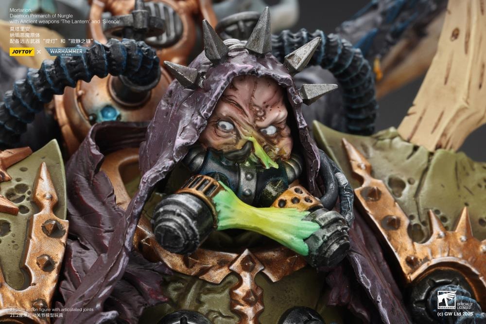 Warhammer 40k Action Figure 1/18 Mortarion Daemon Primarch of Nurgle with Ancient weapons The Lantern and Silence 21 cm - Joy Toy Action Figures