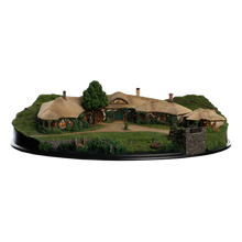 Lord of the Rings Statue The Green Dragon Inn - Weta Workshop Statue