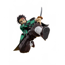 Demon Slayer: Kimetsu no Yaiba S.H. Figuarts Action Figure Tanjiro Kamado The Final Battle in the Infinity Castle 14 cm - Bandai Tamashii Nations Action Figures