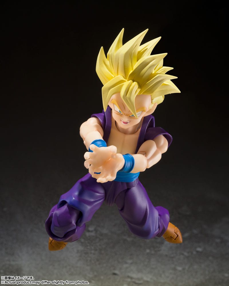 Dragon Ball Z S.H. Figuarts Action Figure Super Saiyan Son Gohan - The Warrior Who Surpassed Goku 11 cm - Bandai Tamashii Nations Action figures