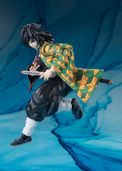 Demon Slayer: Kimetsu no Yaiba S.H. Figuarts Action Figure Giyu Tomioka 15 cm - Bandai Tamashii Nations Action Figures