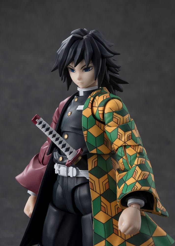 Demon Slayer: Kimetsu no Yaiba S.H. Figuarts Action Figure Giyu Tomioka 15 cm - Bandai Tamashii Nations Action Figures