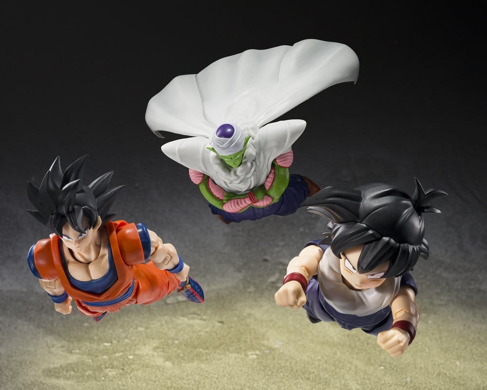 Dragon Ball Z S.H.Figuarts Action Figure Son Gohan (Z-Fighters) (Limited Edition Z-Fighters Group Base Ver. A) 11 cm - Bandai Tamashii Nations Action Figures