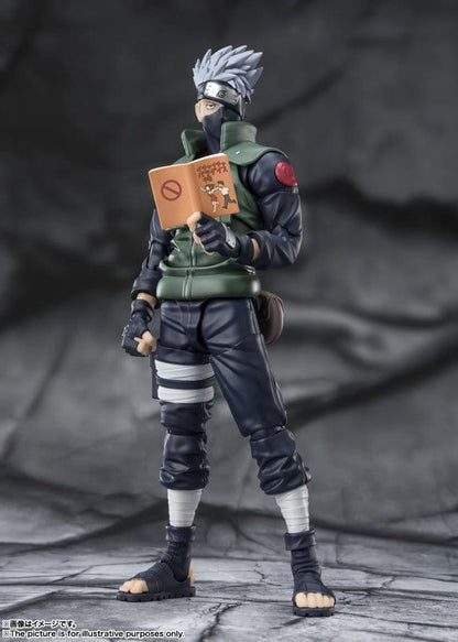 Naruto S.H.Figuarts Action Figure Kakashi Hatake -The famed Sharingan Hero- - Bandai Tamashii Nations Action Figures
