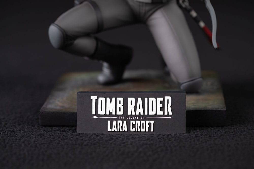 Tomb Raider: The Legend of Lara Croft: PVC Statue - Dark Horse Statues